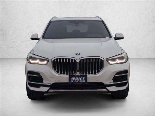 Used 2023 BMW X5 xDrive40i w/ Climate Comfort Package image 2