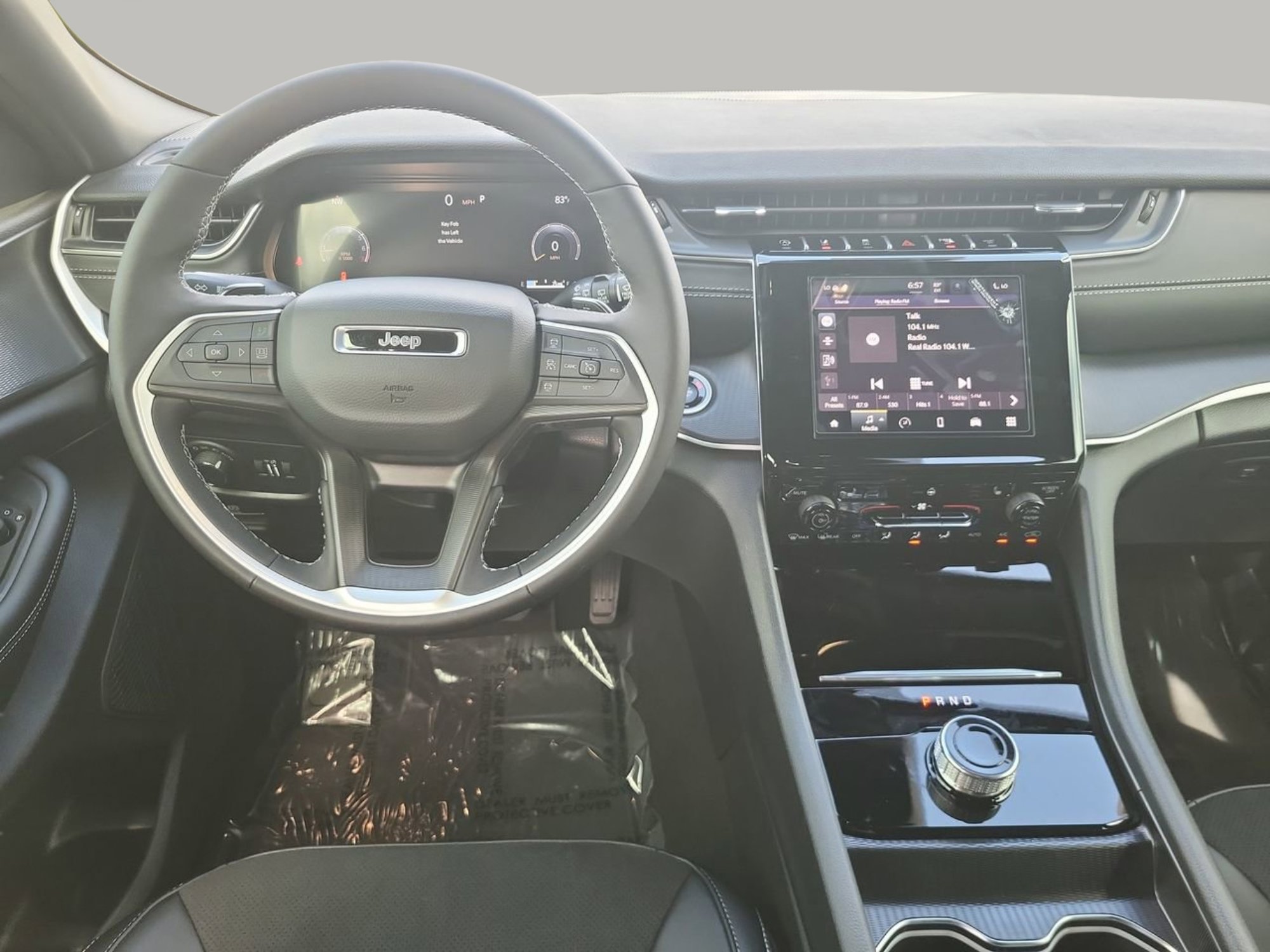 New 2025 Jeep Grand Cherokee L Altitude image 12