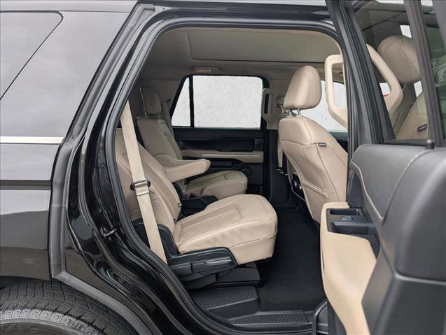 Used 2024 Ford Expedition Limited image 22