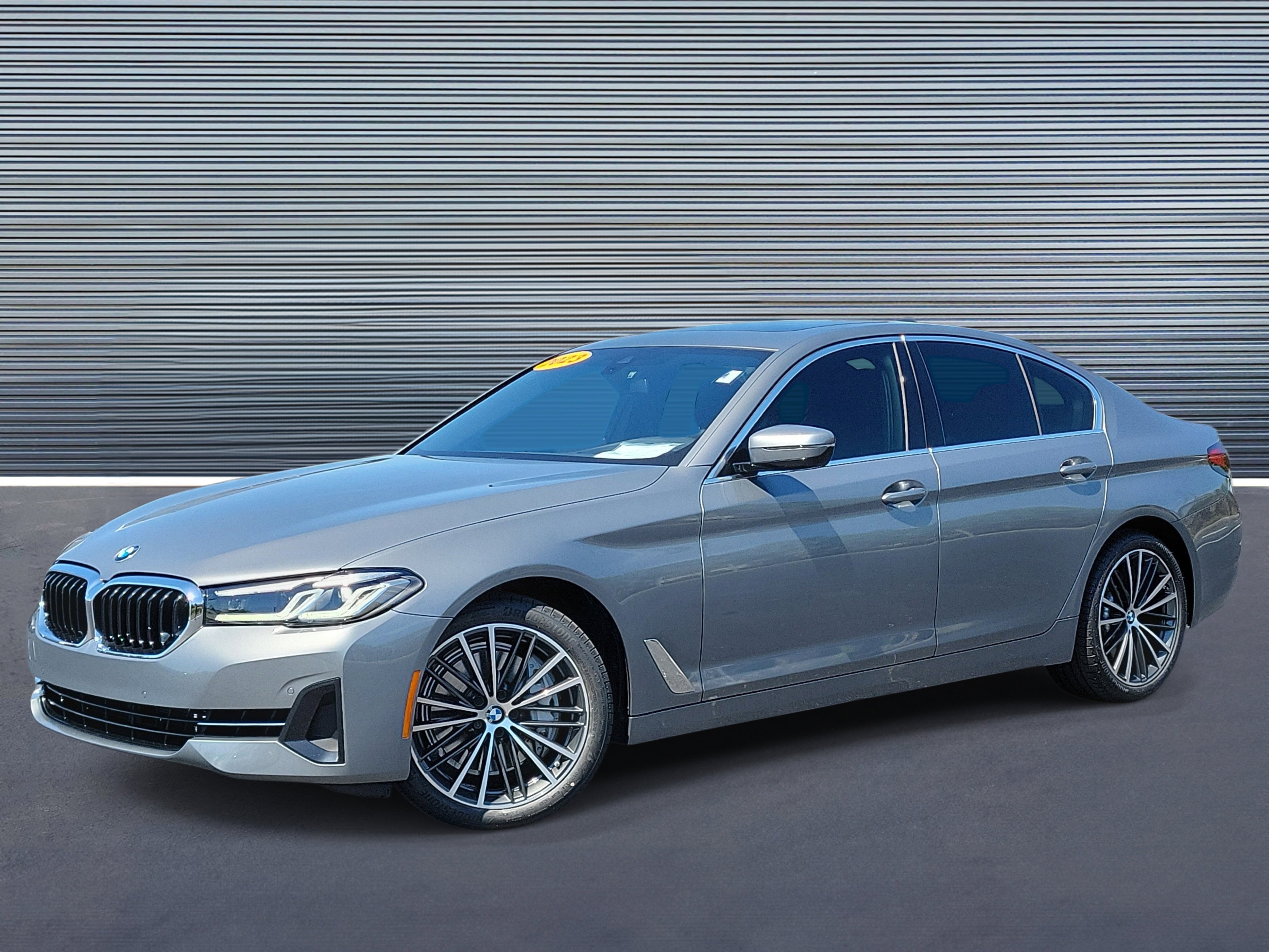 Used 2023 BMW 540i w/ Premium Package RWD image 1