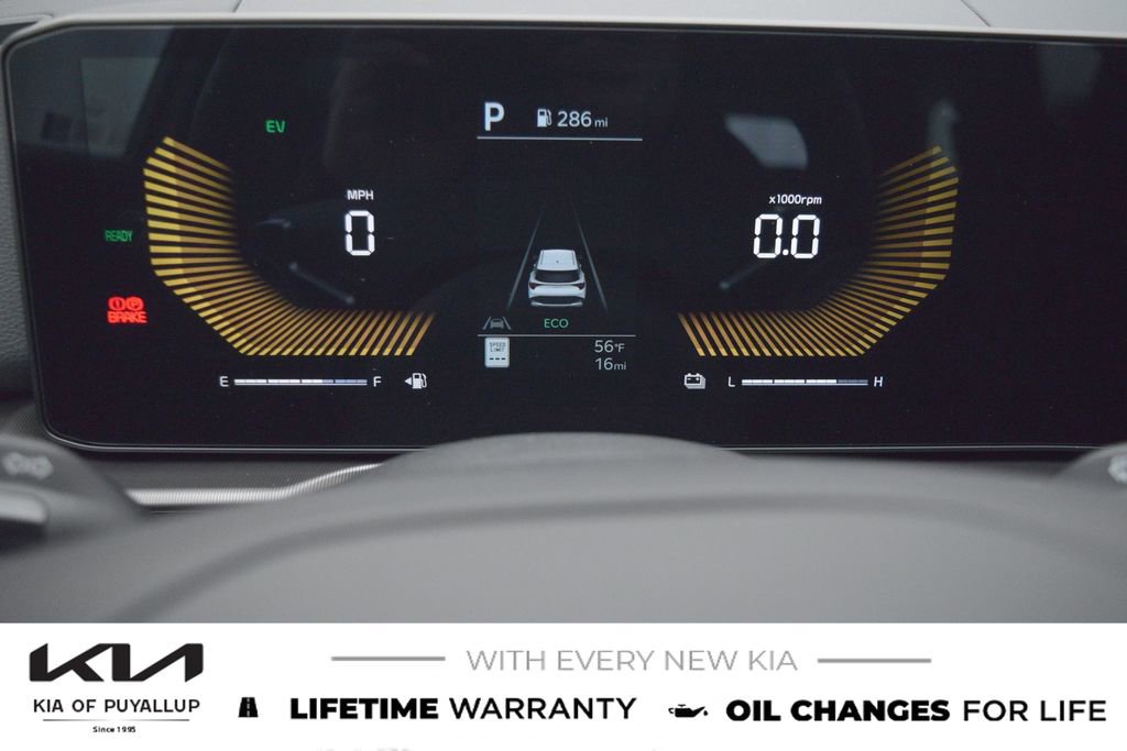 New 2026 Kia Sportage EX image 18
