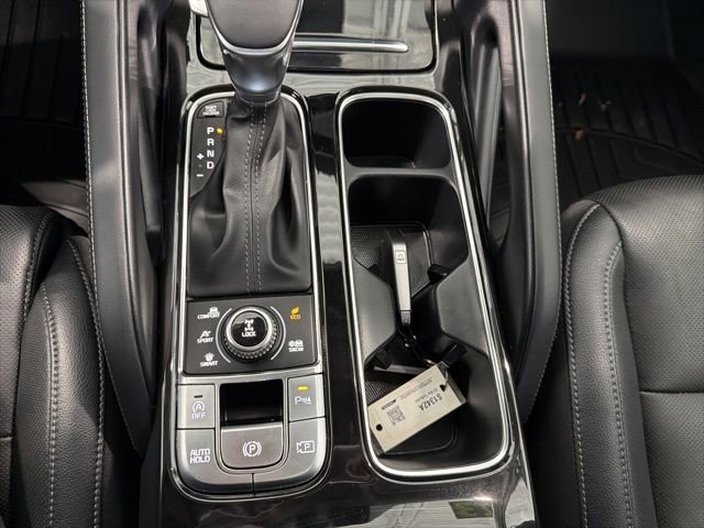Used 2023 Kia Telluride SX image 17