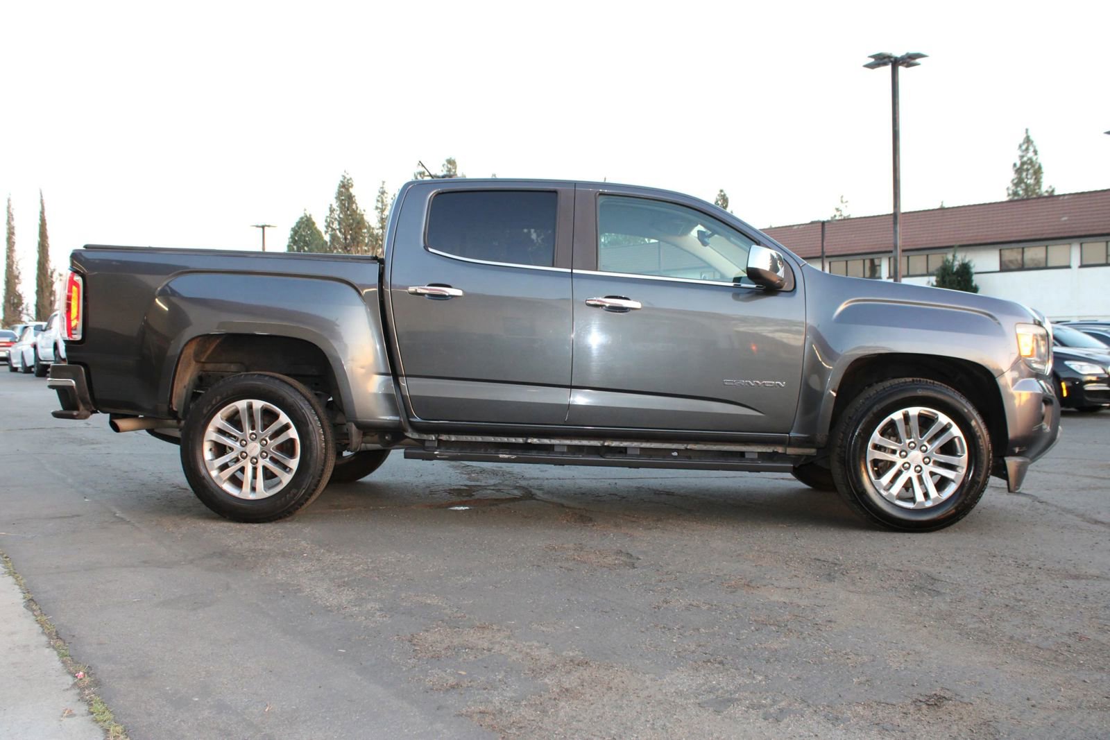 Used 2016 GMC Canyon SLT w/ Driver Alert Package image 42