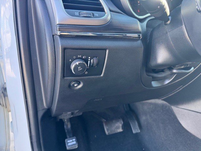 Used 2021 Jeep Grand Cherokee Limited AWD/4WD image 13