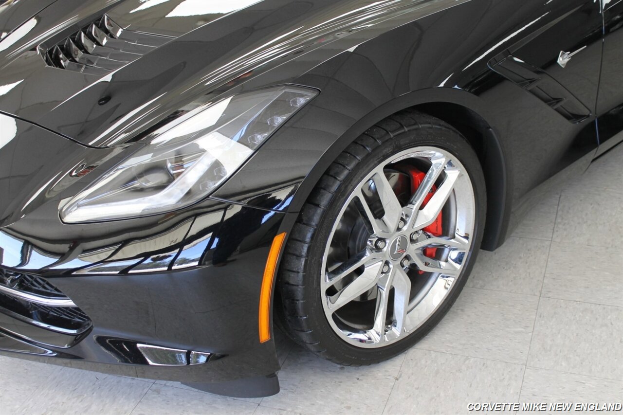 Used 2016 Chevrolet Corvette Stingray Convertible w/ 2LT Preferred Equipment Group RWD image 26