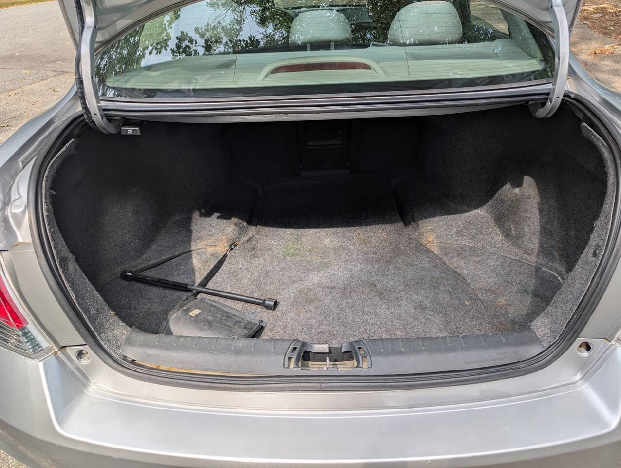 Used 2011 Honda Accord LX image 24