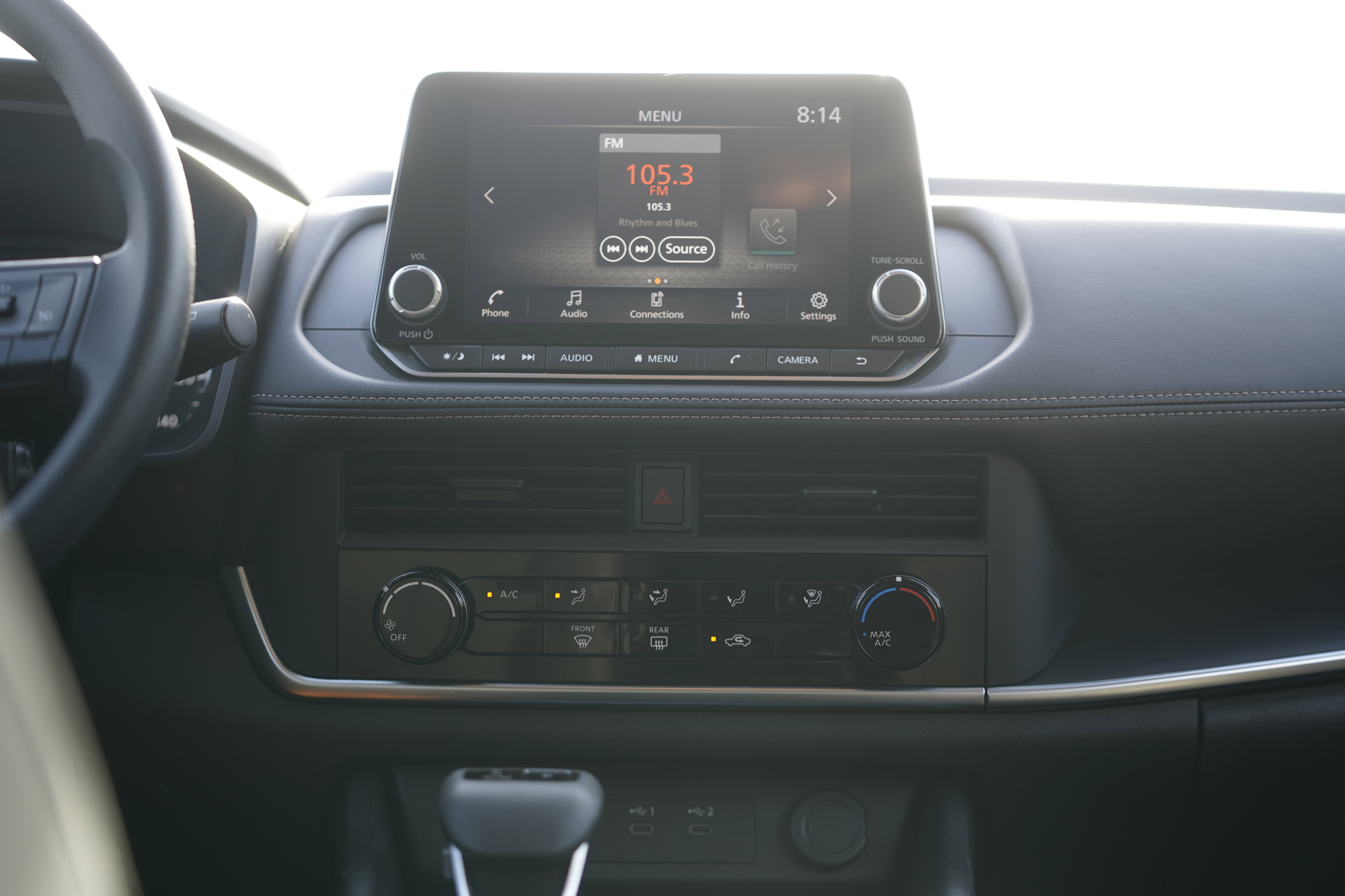 Used 2024 Nissan Rogue S image 23