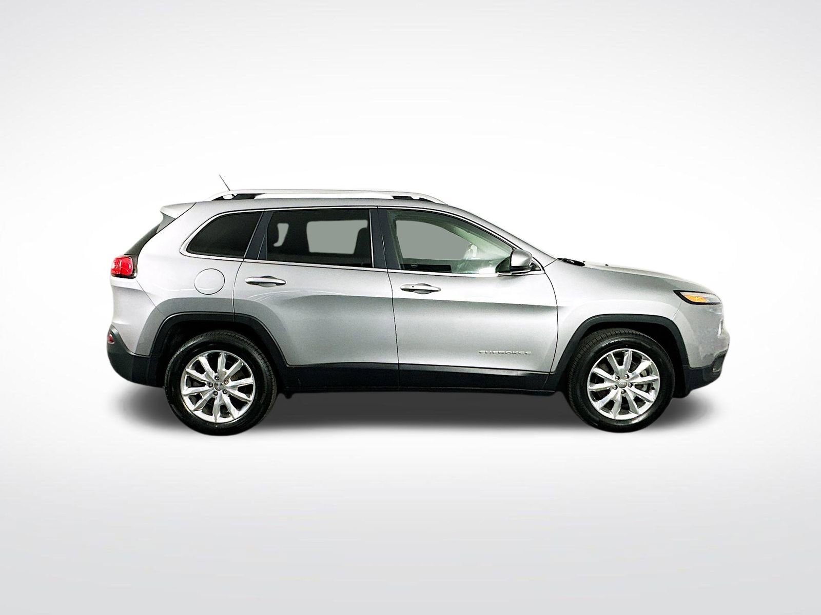Used 2015 Jeep Cherokee Limited AWD/4WD image 9