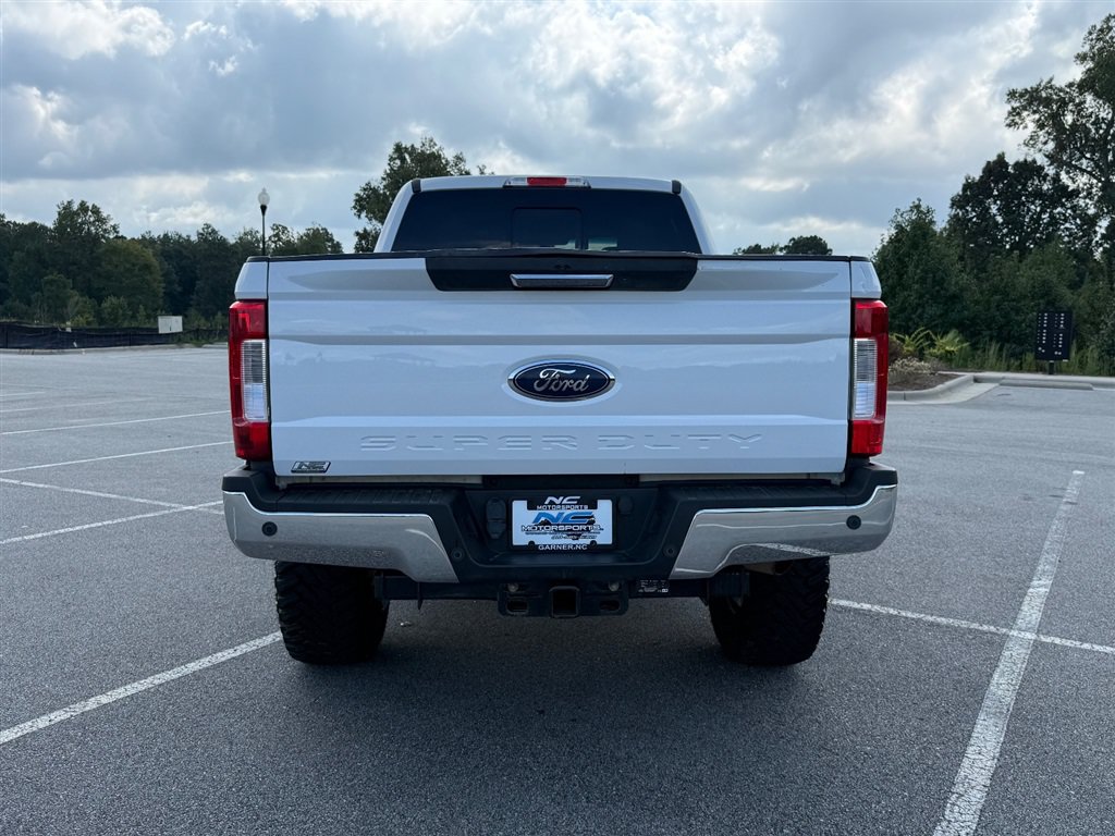 Used 2019 Ford F250 Lariat w/ Lariat Value Package AWD/4WD image 4
