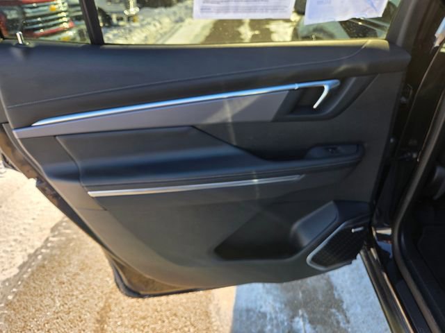 Used 2025 Buick Enclave Sport Touring image 17