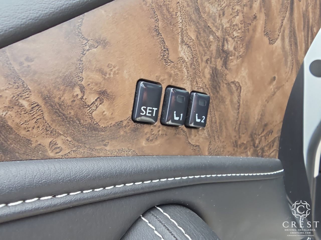 Used 2023 INFINITI QX80 Premium Select w/ Cargo Package image 9