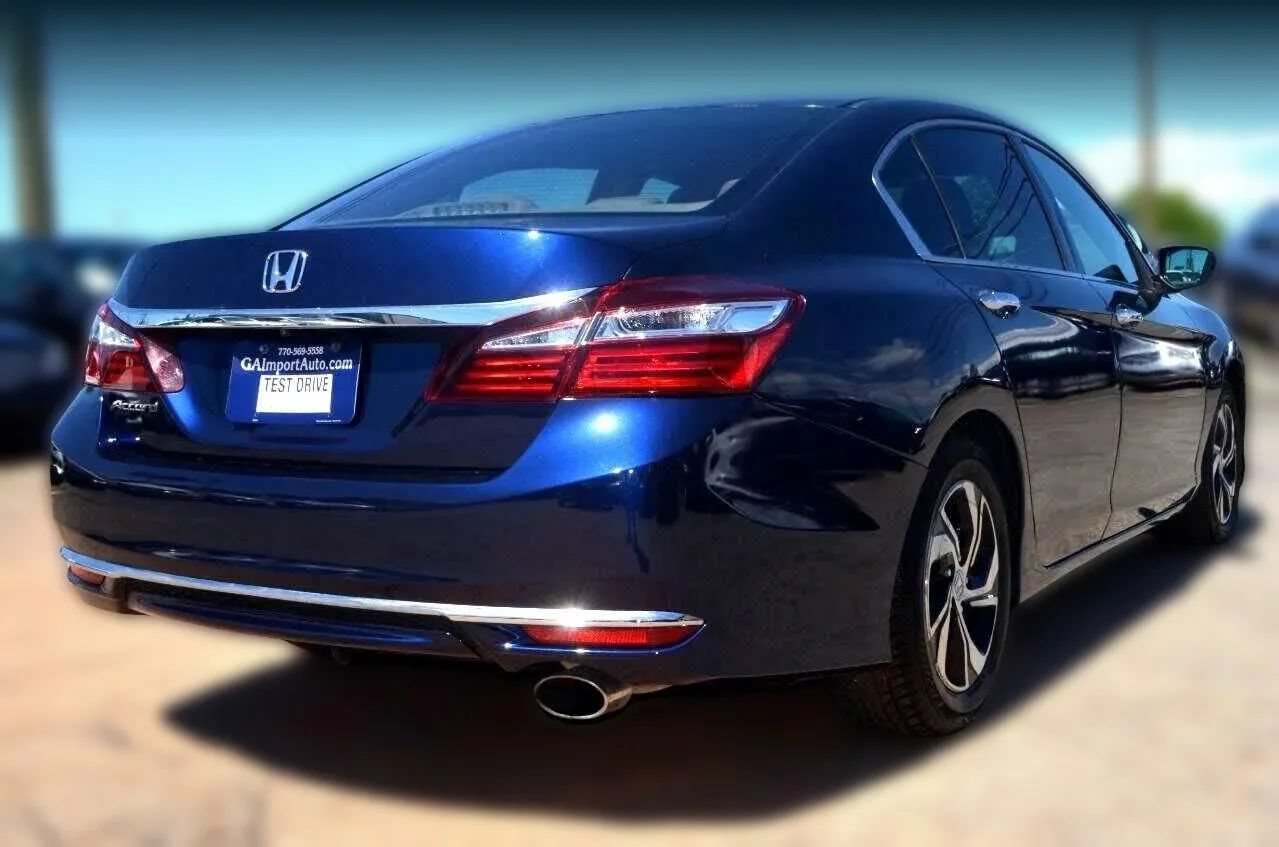 Used 2017 Honda Accord LX image 5