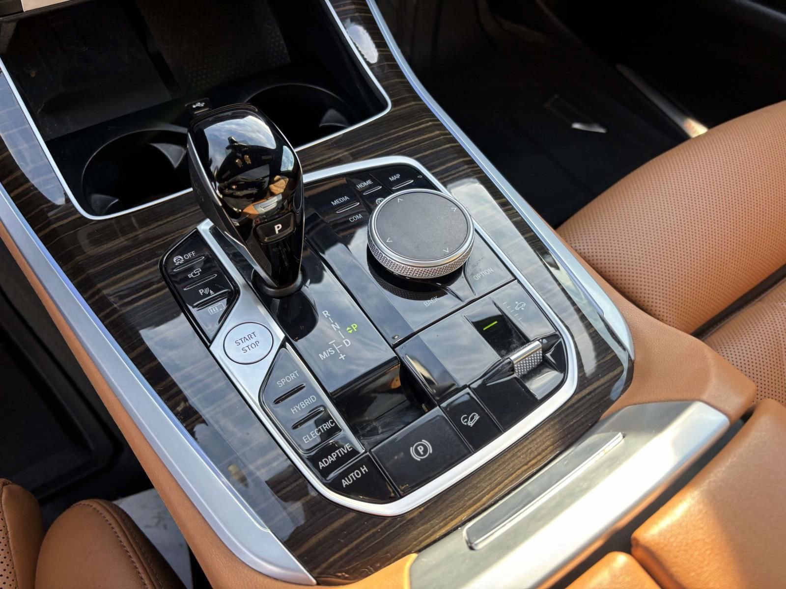 Used 2023 BMW X5 xDrive45e w/ Parking Assistance Package image 23