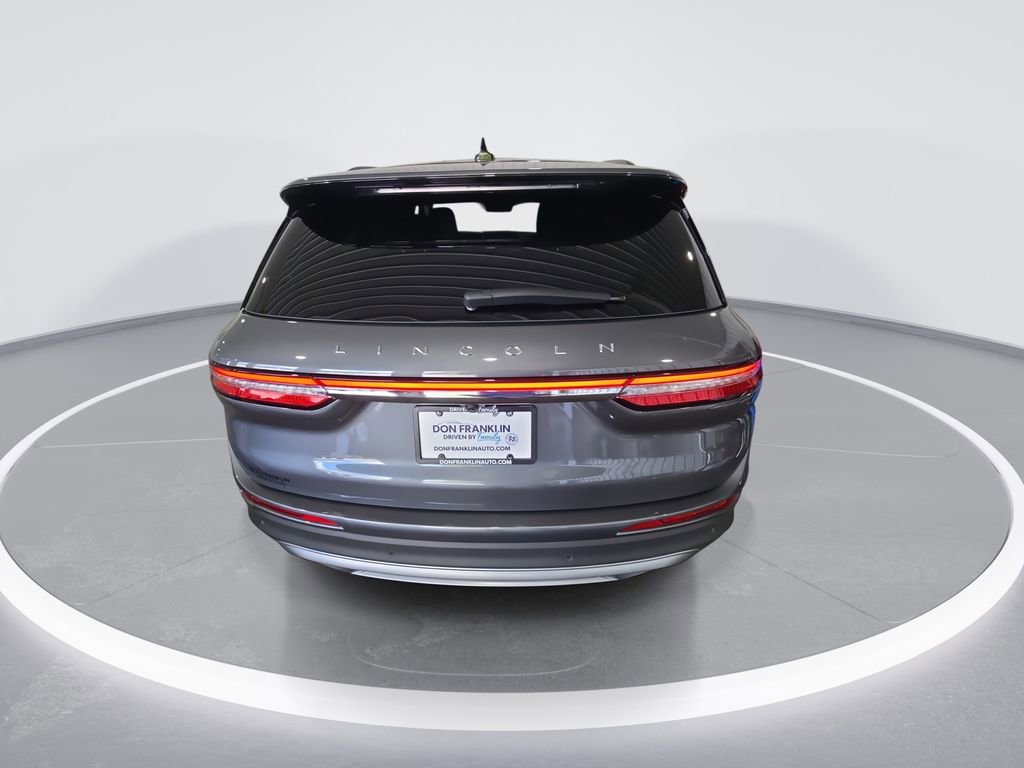 Used 2025 Lincoln Corsair AWD w/ Equipment Group 101A image 7