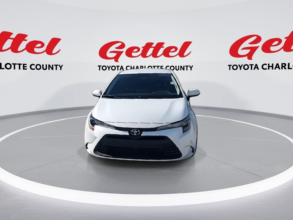 Certified 2024 Toyota Corolla LE image 3