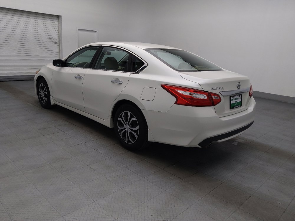 Used 2016 Nissan Altima 2.5 S w/ Power Driver Seat Package FWD image 3