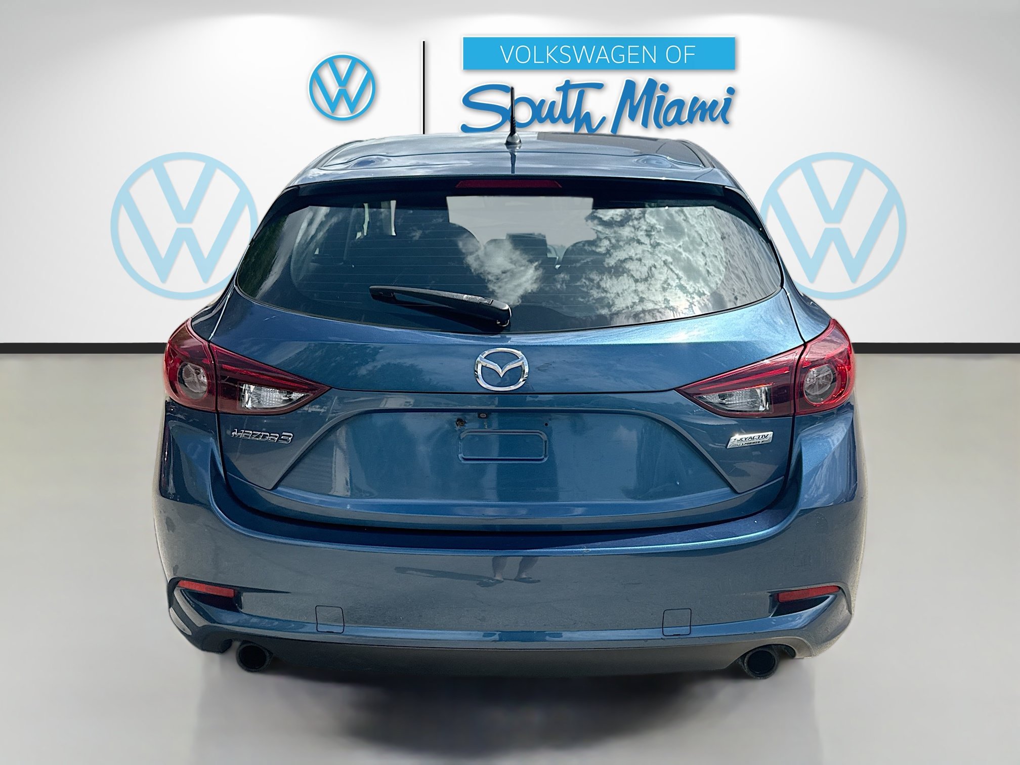 Used 2018 MAZDA MAZDA3 Sport FWD image 5