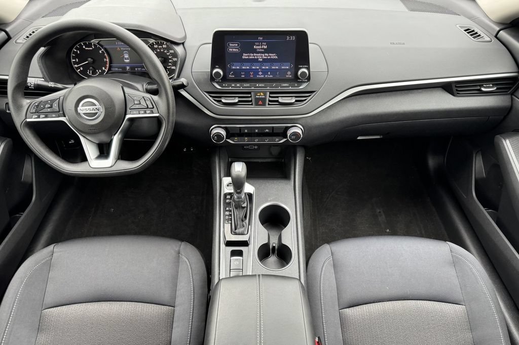 Used 2022 Nissan Altima 2.5 SV AWD/4WD image 13