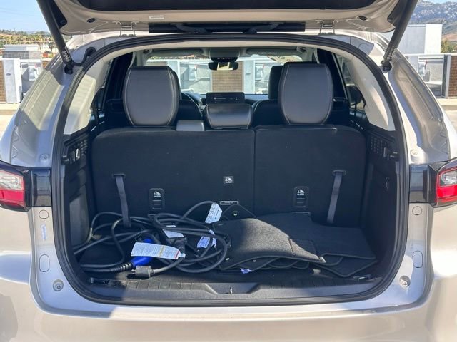Certified 2024 MAZDA CX-90 Plug-In Hybrid w/ Preferred AWD/4WD image 24