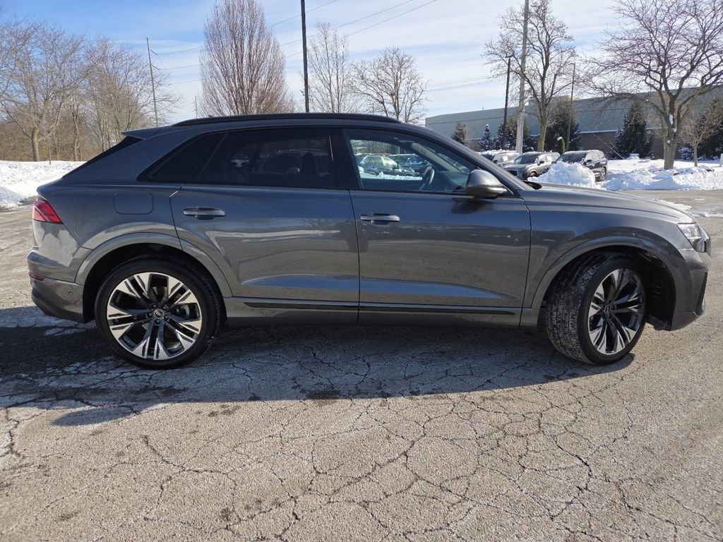 Used 2025 Audi Q8 Prestige image 28