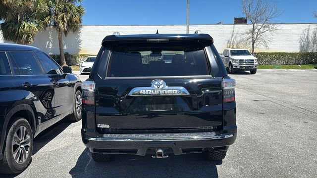 Used 2017 Toyota 4Runner Limited AWD/4WD image 5