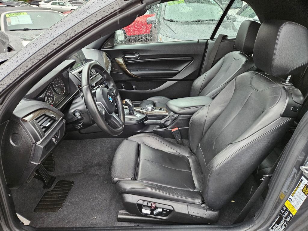 Used 2016 BMW M235i xDrive Convertible image 19