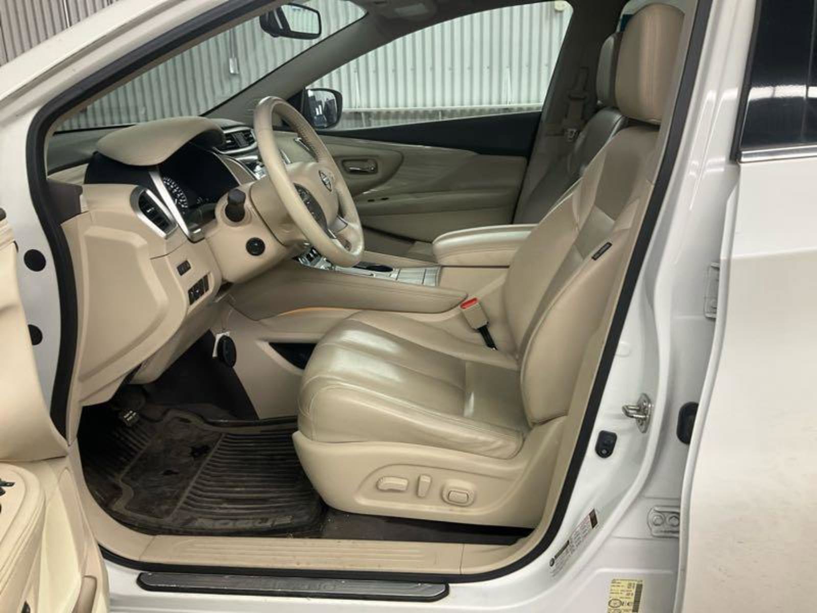 Used 2017 Nissan Murano Platinum image 9