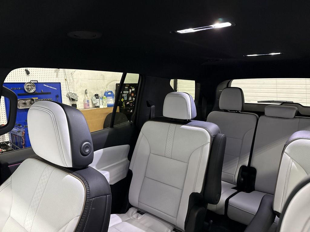 Certified 2026 Chevrolet Traverse High Country w/ LPO, Floor Liner Package image 10