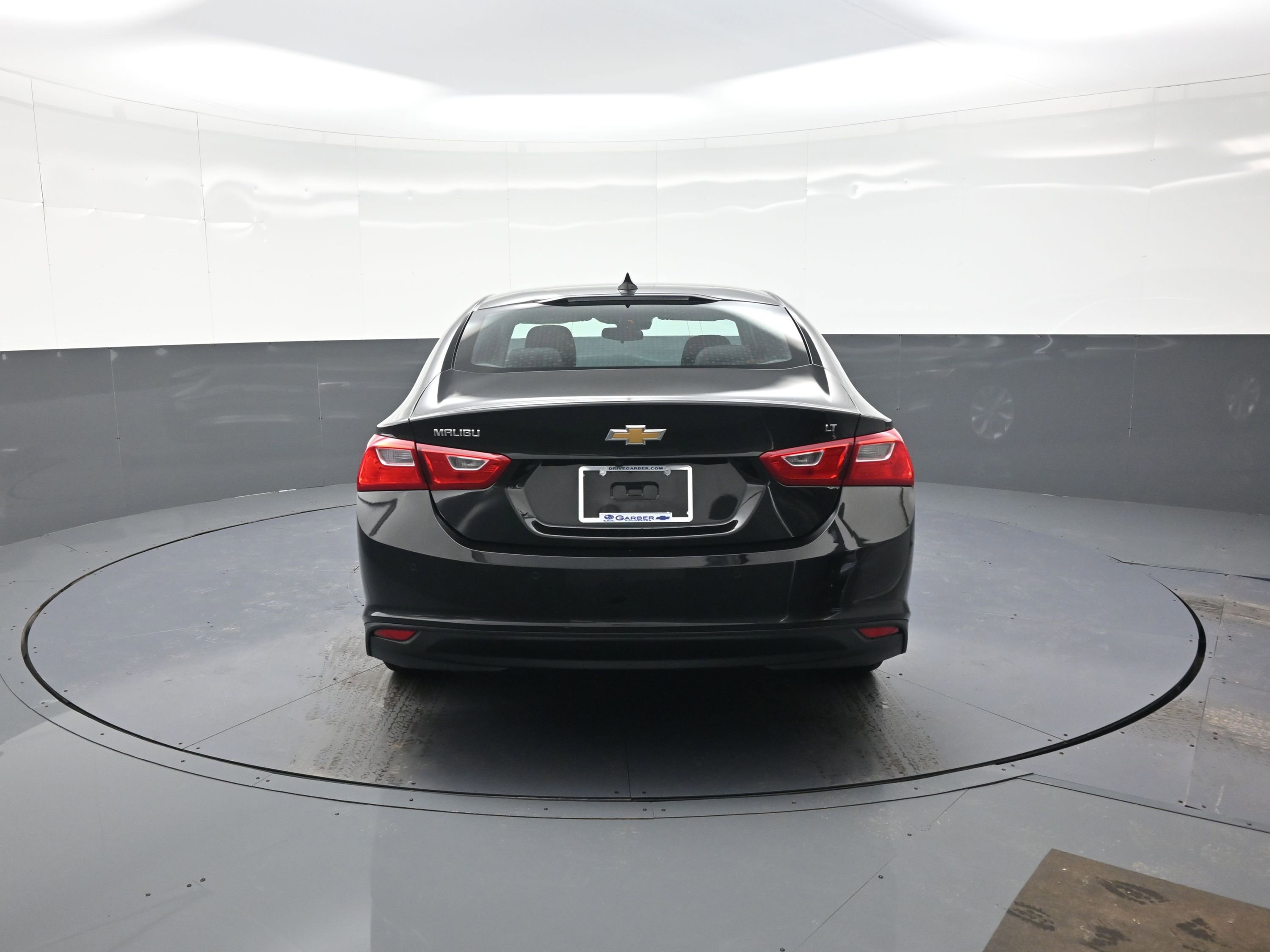 Used 2025 Chevrolet Malibu LT image 4