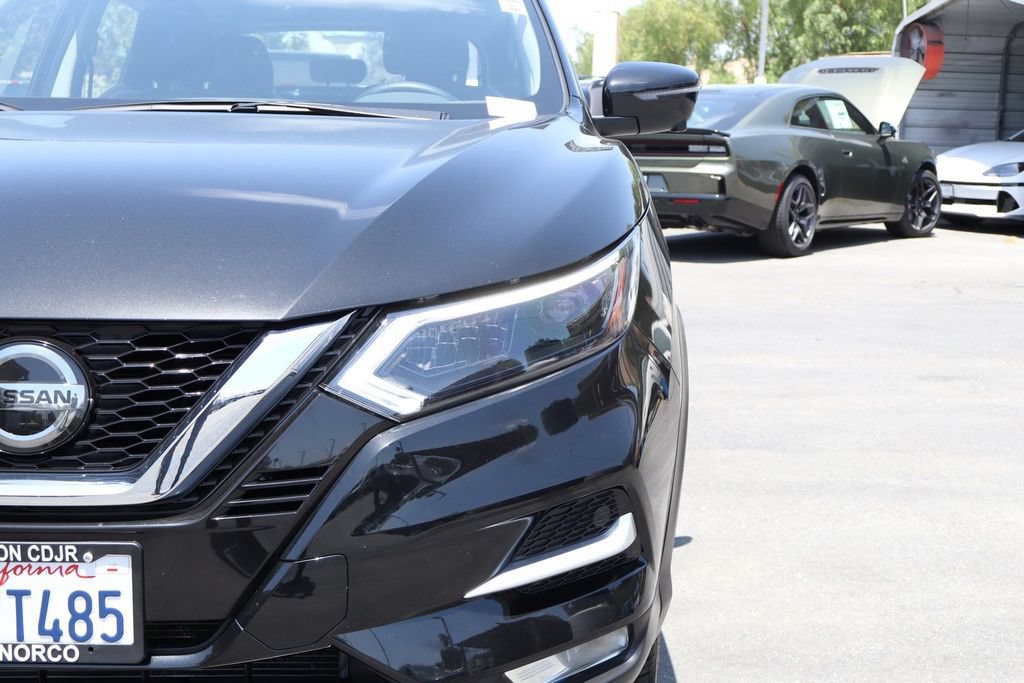 Used 2022 Nissan Rogue Sport SL w/ Premium Package AWD/4WD image 8