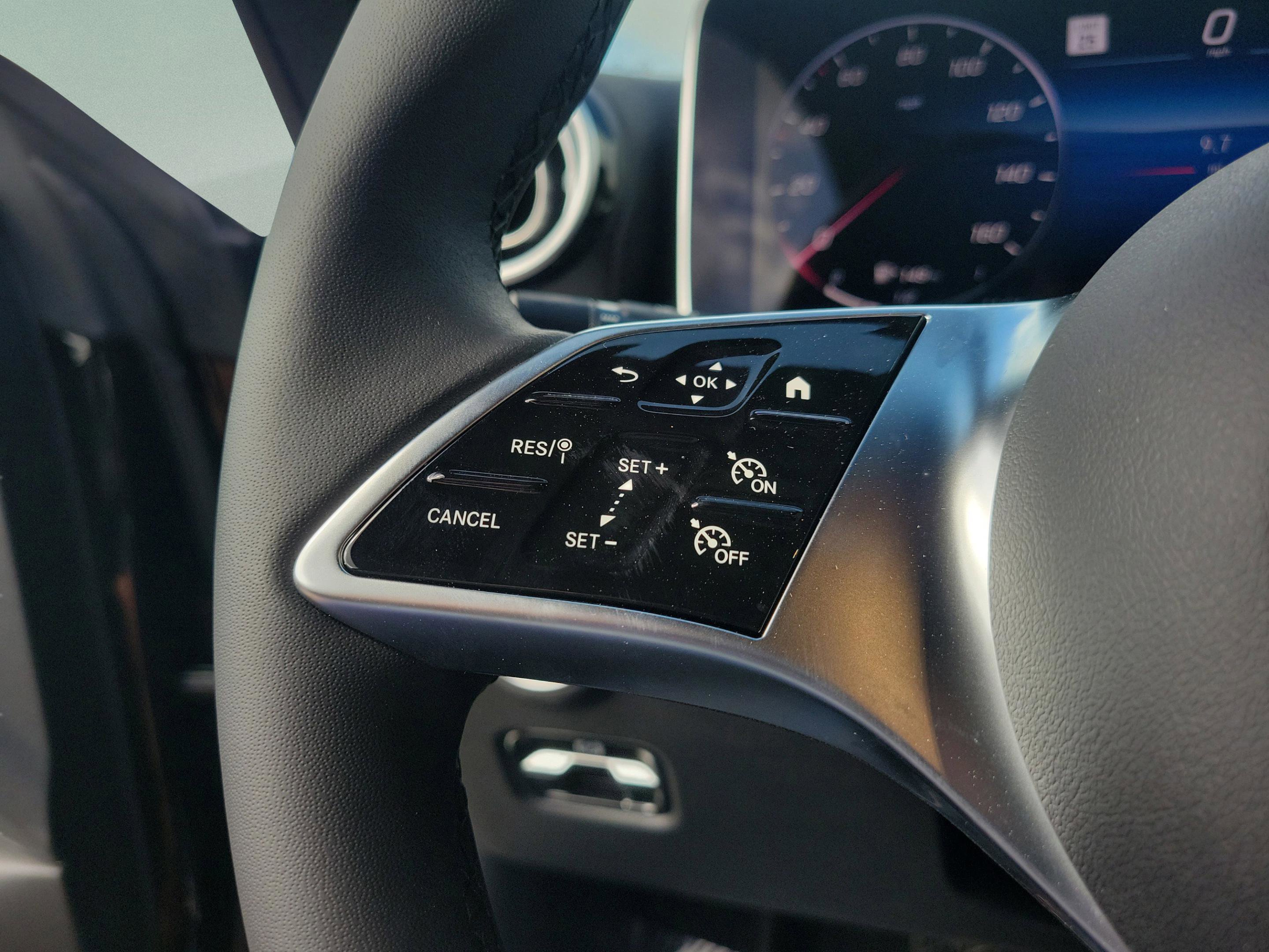 New 2026 Mercedes-Benz CLE 300 4MATIC Coupe image 21