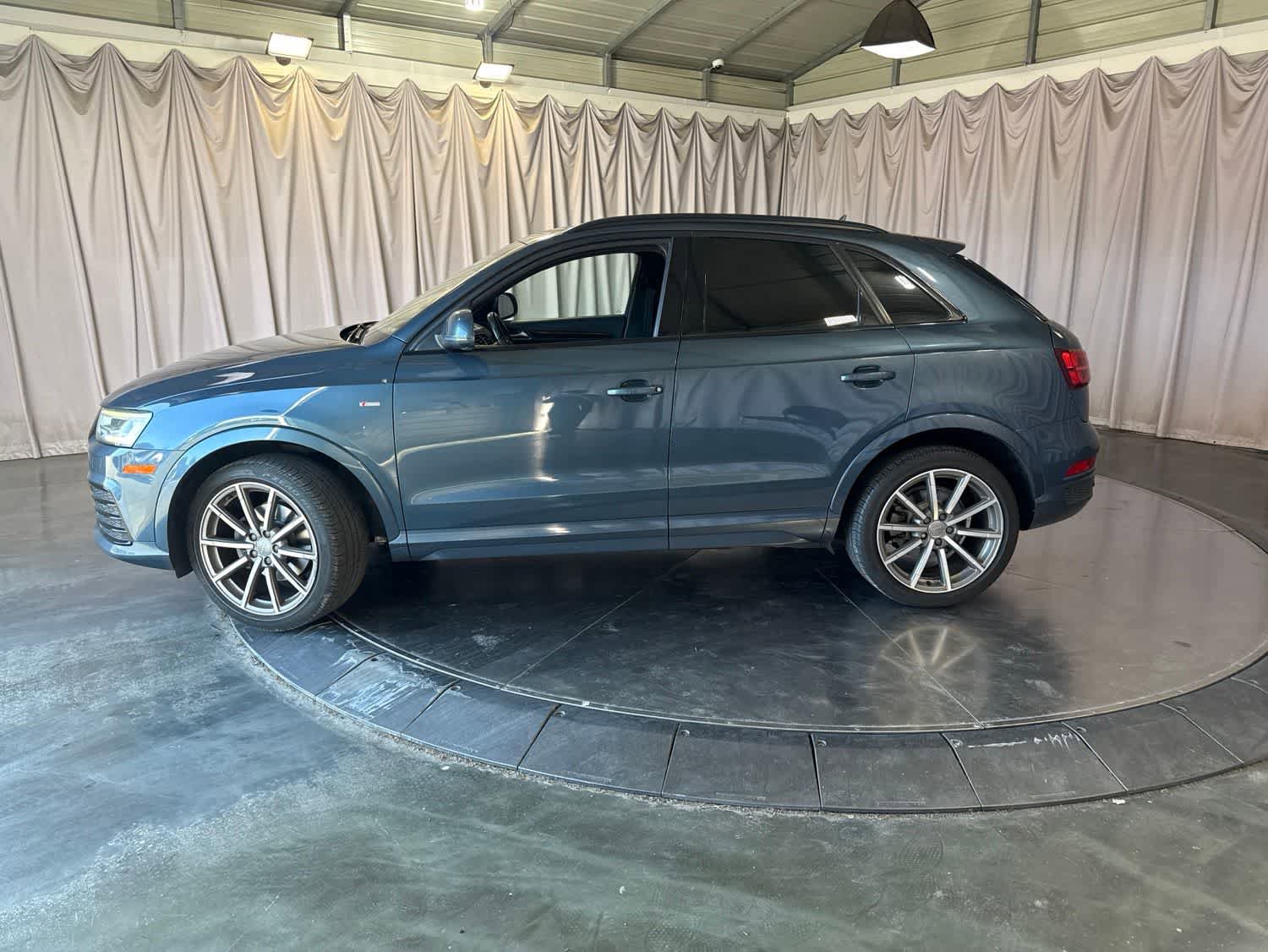 Used 2017 Audi Q3 2.0T Prestige w/ Prestige Package AWD/4WD image 8