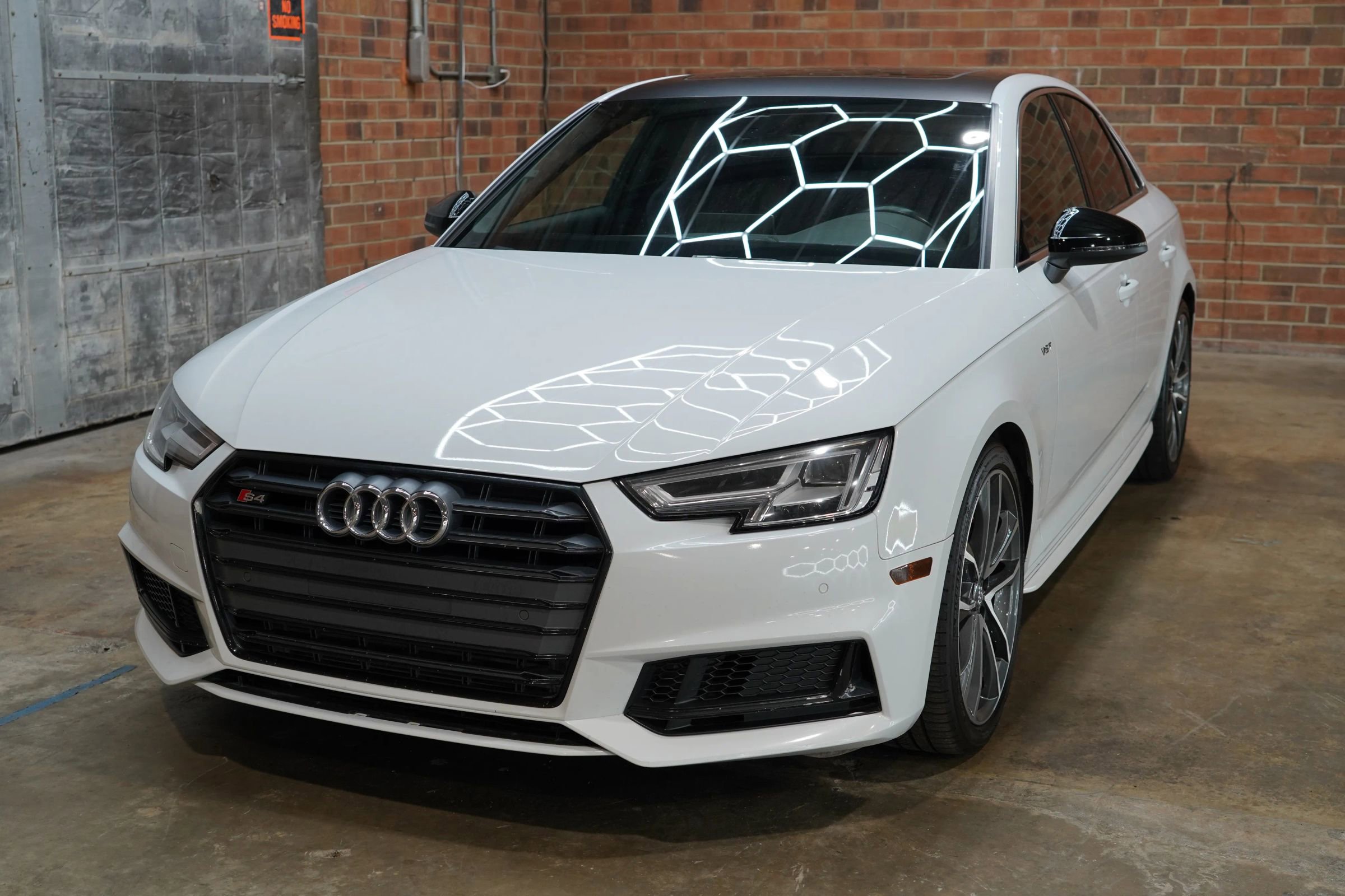 Used 2018 Audi S4 Premium Plus w/ Navigation Package image 7