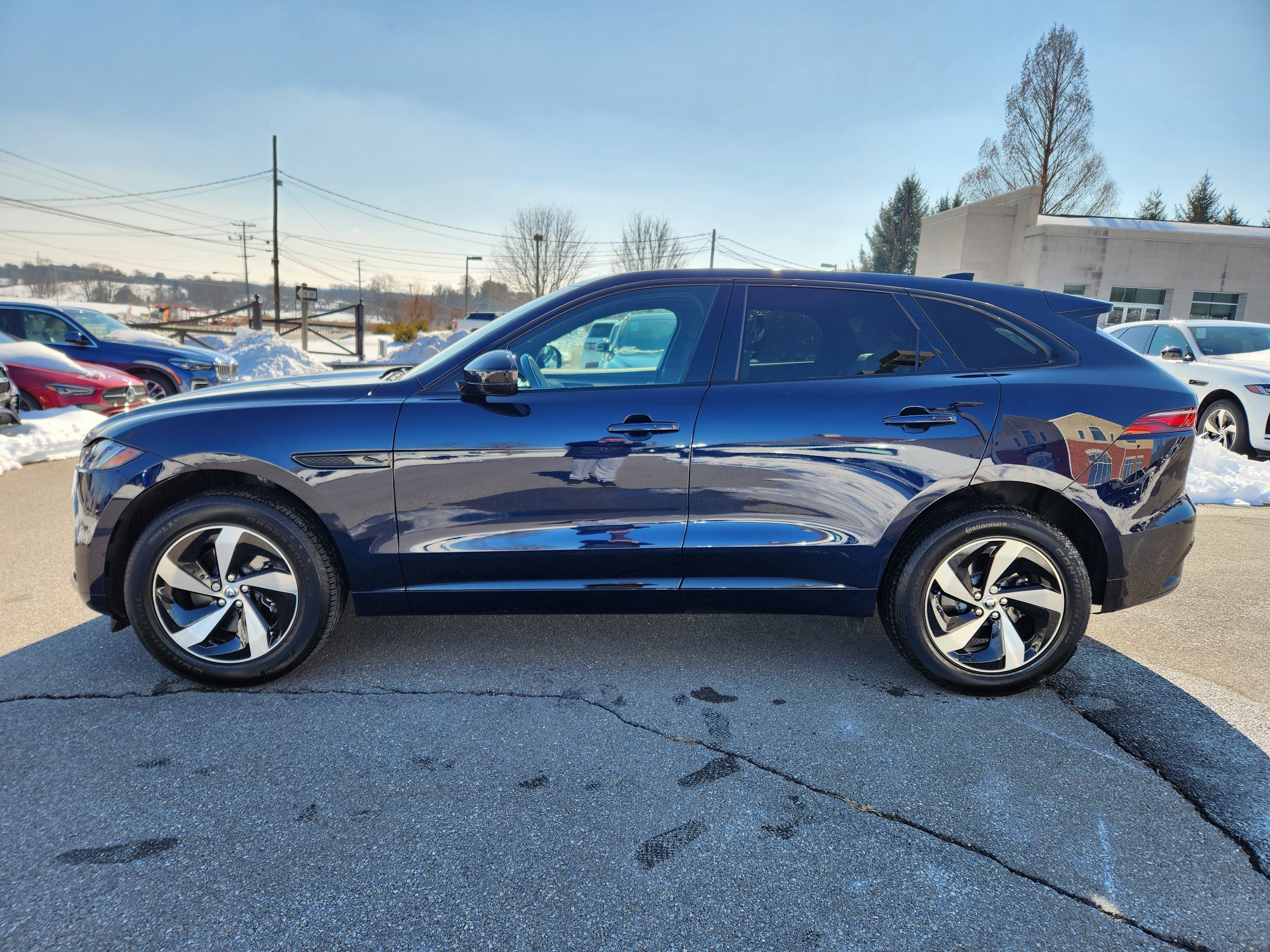 Certified 2025 Jaguar F-PACE R-Dynamic S image 5