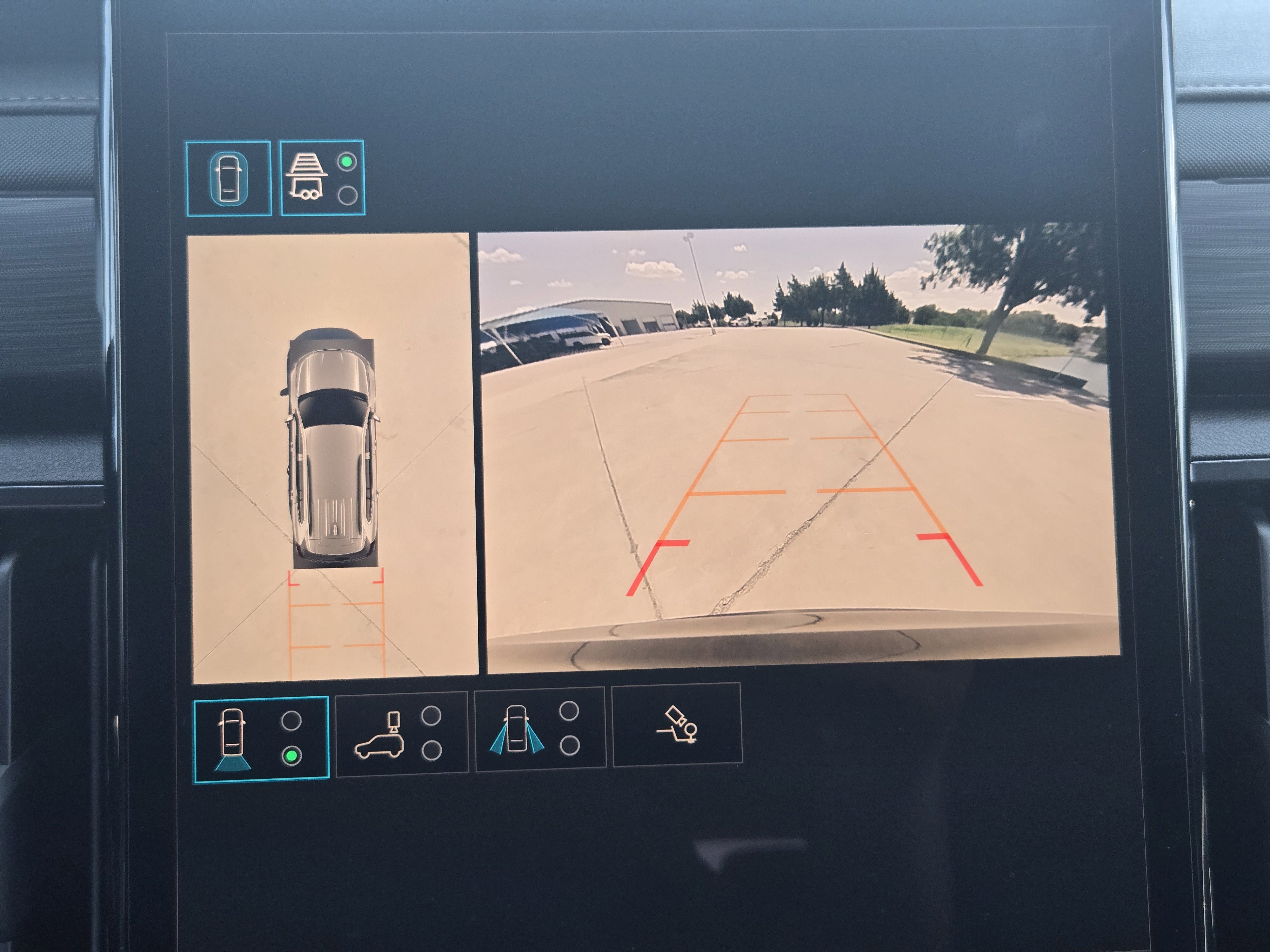 New 2026 GMC Acadia AT4 w/ Luxury Package image 13