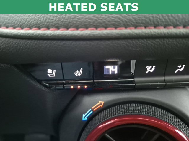 Certified 2022 Chevrolet Blazer RS w/ Enhanced Convenience Package image 9