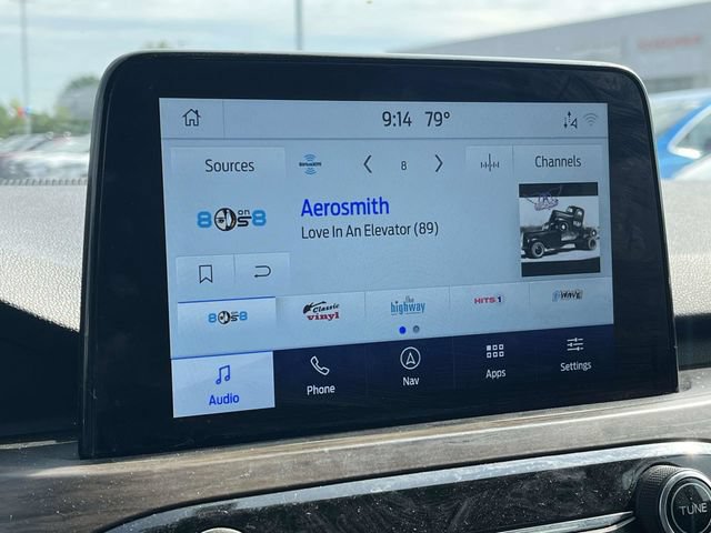 Used 2020 Ford Escape Titanium AWD/4WD image 30