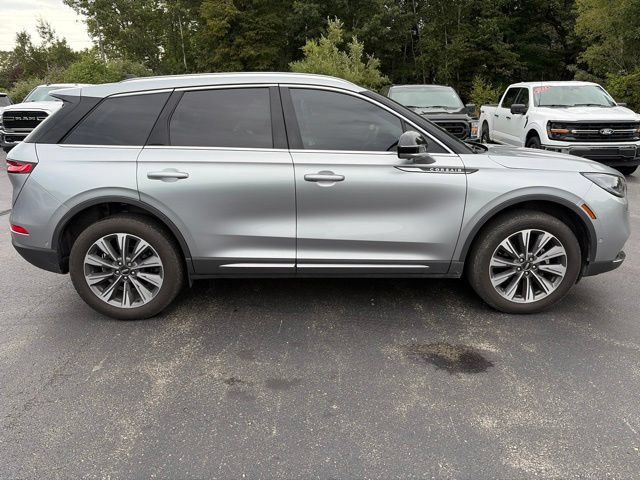 Used 2022 Lincoln Corsair Reserve w/ Equipment Group 201A AWD/4WD image 2