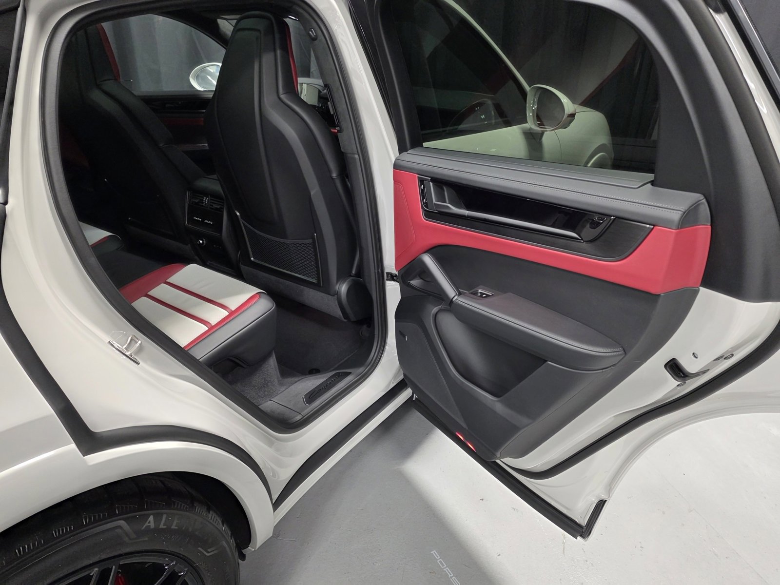 New 2026 Porsche Cayenne GTS image 20