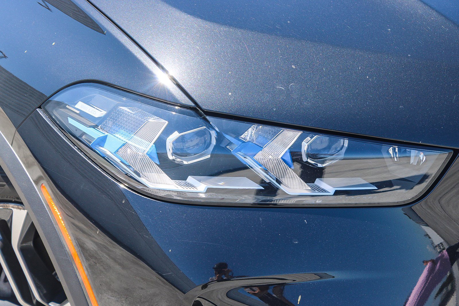 Used 2024 BMW X5 sDrive40i w/ Premium Package RWD image 2