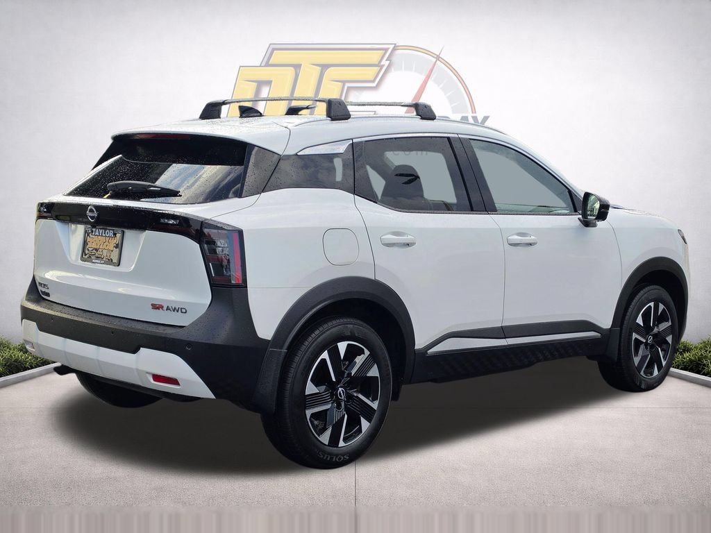 Used 2026 Nissan Kicks SR w/ Cold Weather Package AWD/4WD image 5