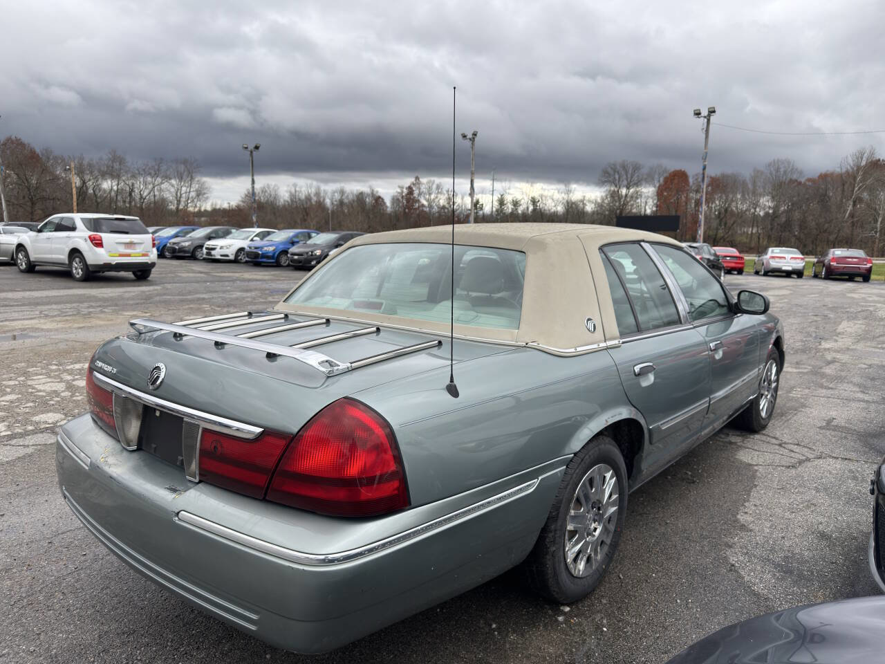 Used 2005 Mercury Grand Marquis GS image 6