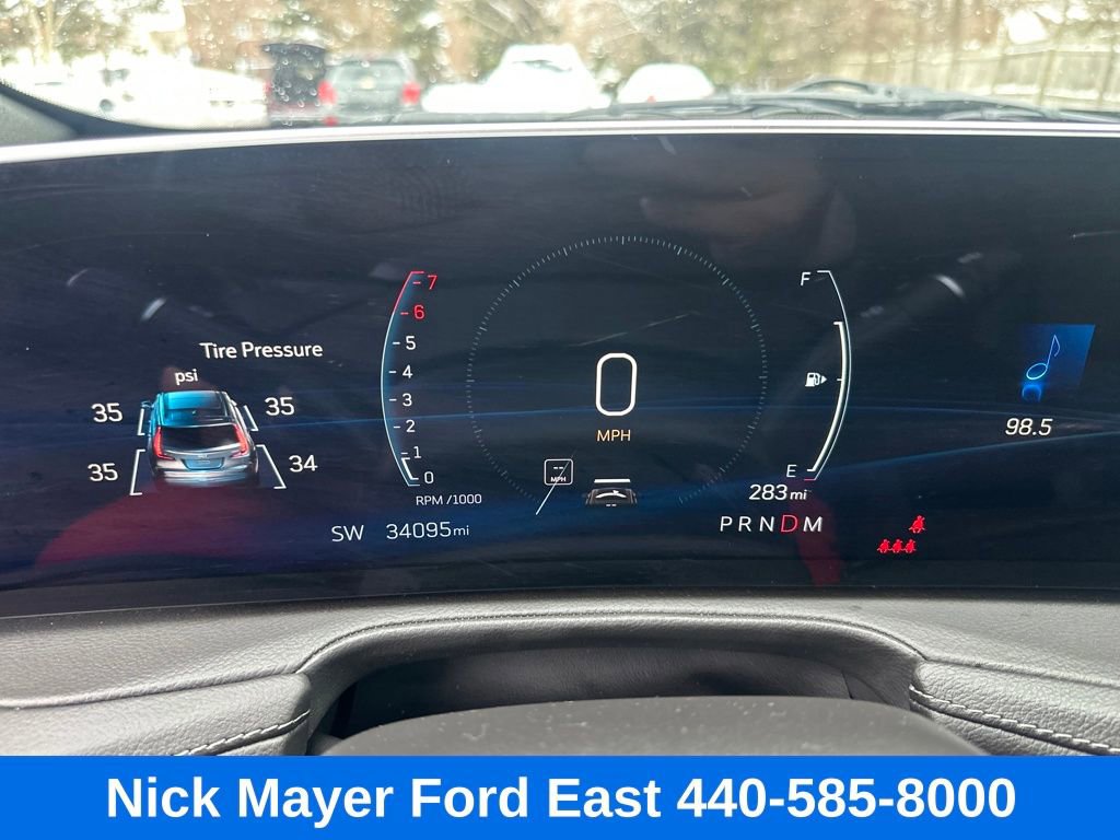 Used 2025 Cadillac XT4 Premium Luxury image 43