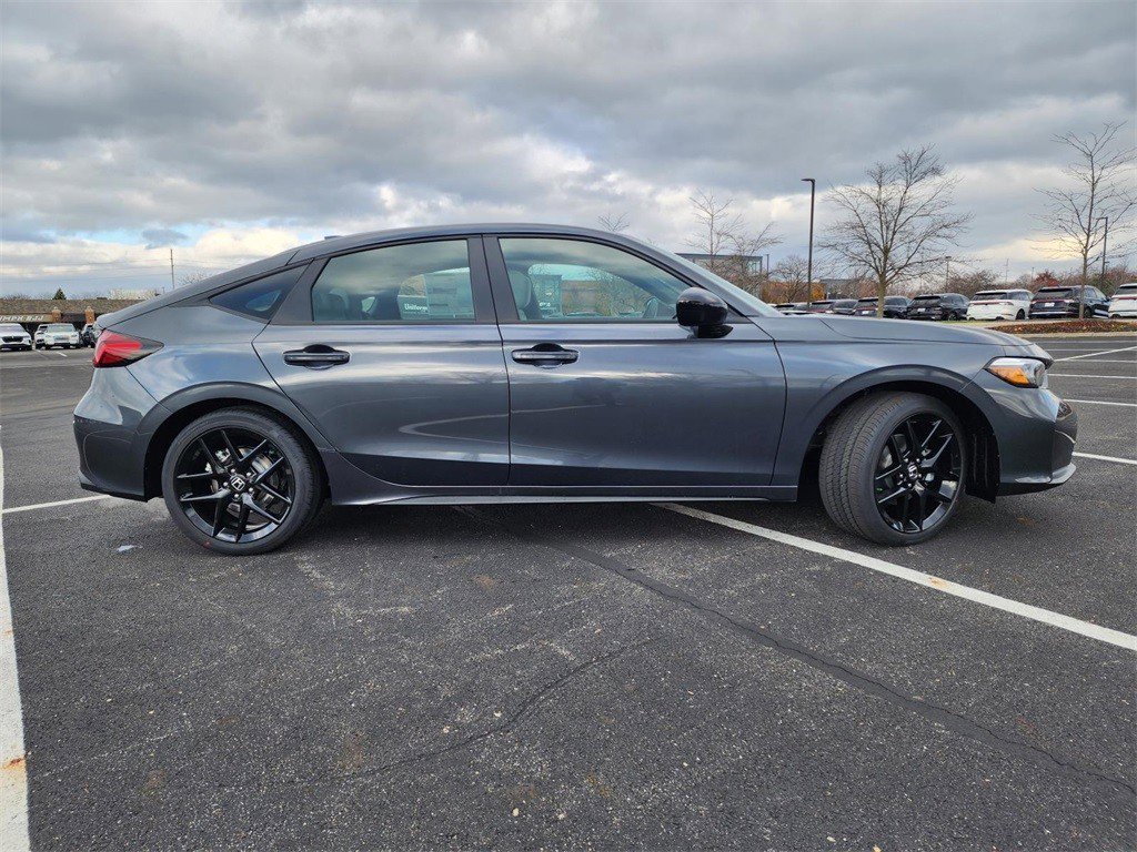 Certified 2025 Honda Civic Sport image 17
