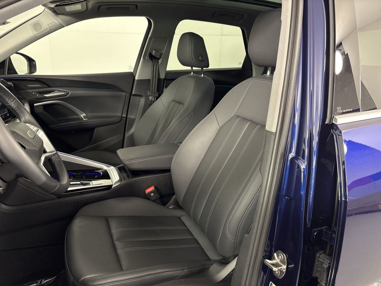 New 2025 Audi Q5 Premium Plus w/ Premium Plus AWD/4WD image 19