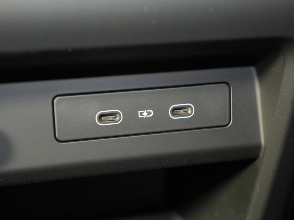 New 2026 Porsche Cayenne Coupe AWD/4WD image 37