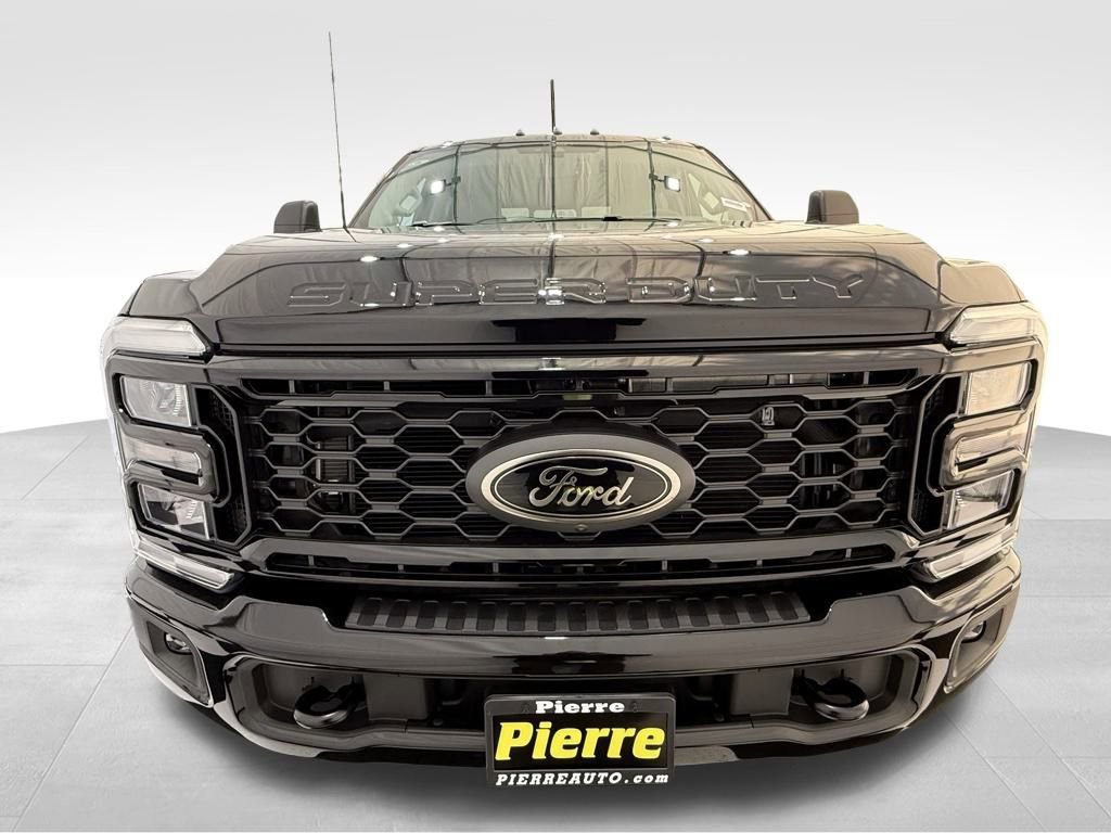 New 2026 Ford F250 XLT w/ XLT Premium Package image 9