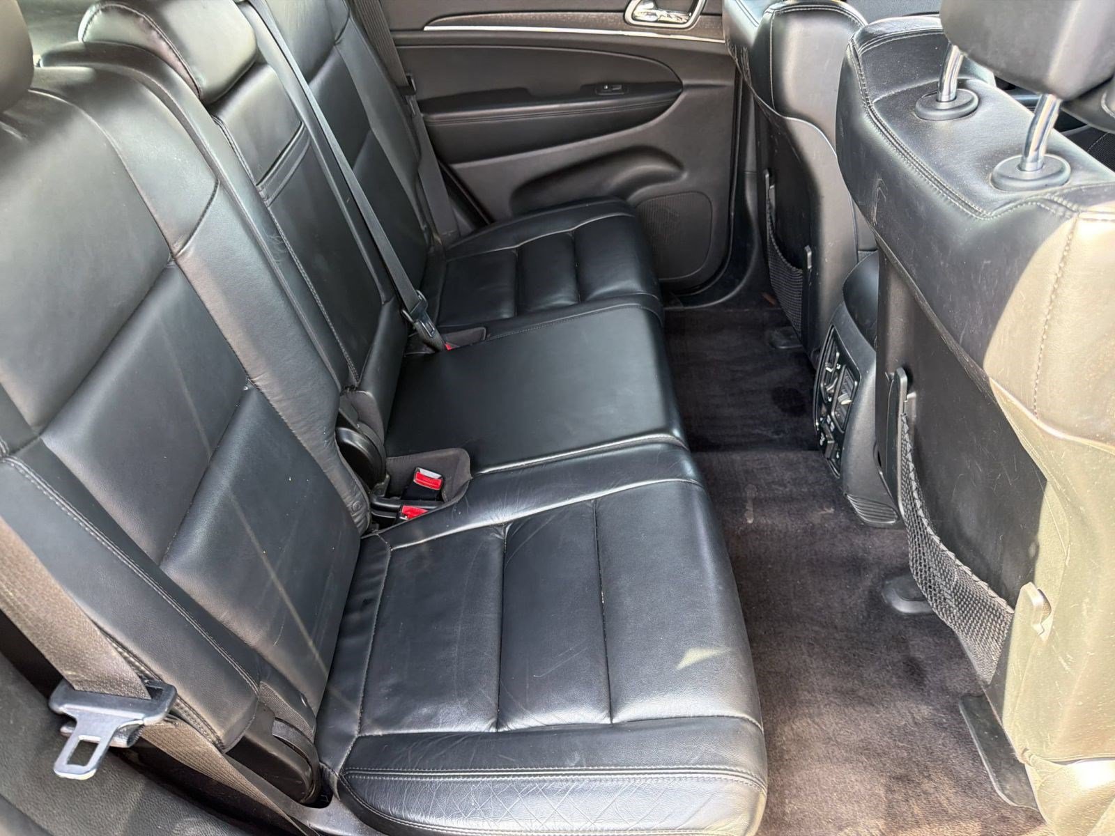 Used 2018 Jeep Grand Cherokee Limited AWD/4WD image 29