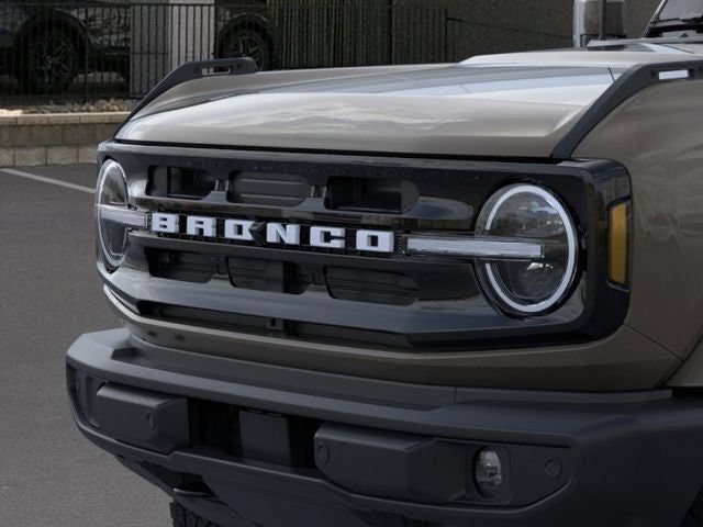 New 2025 Ford Bronco Outer Banks AWD/4WD image 19