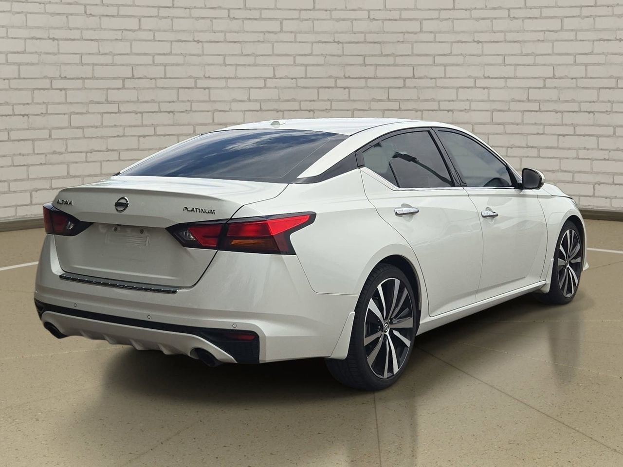 Used 2020 Nissan Altima 2.5 Platinum image 5